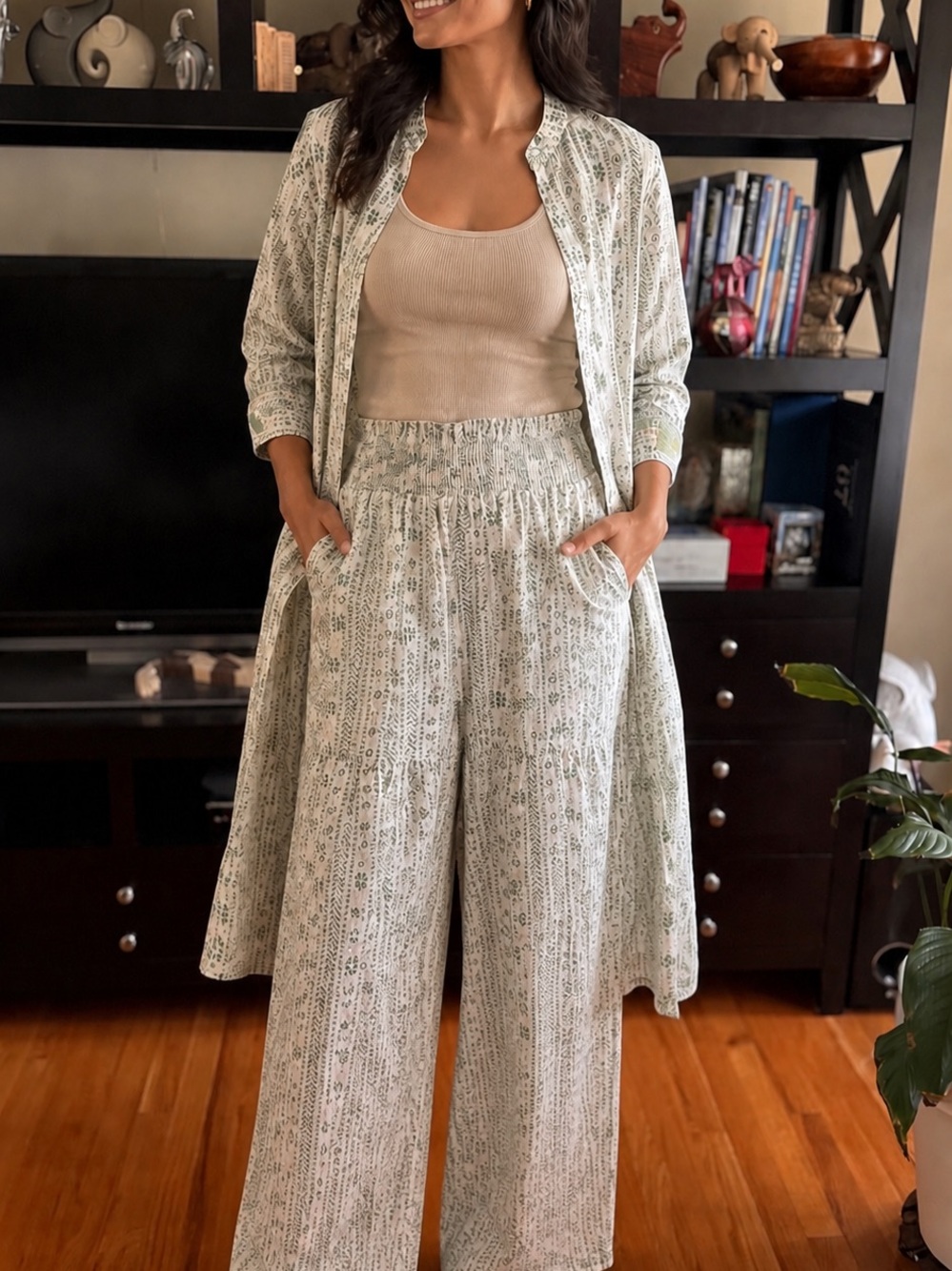 Rhea Josie Top and Flower Print Palmas Pants Set - Size S/M